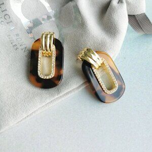 💛 Alicia Bonnie Fiona 💛 Fiona Gold Tortoiseshell Earrings